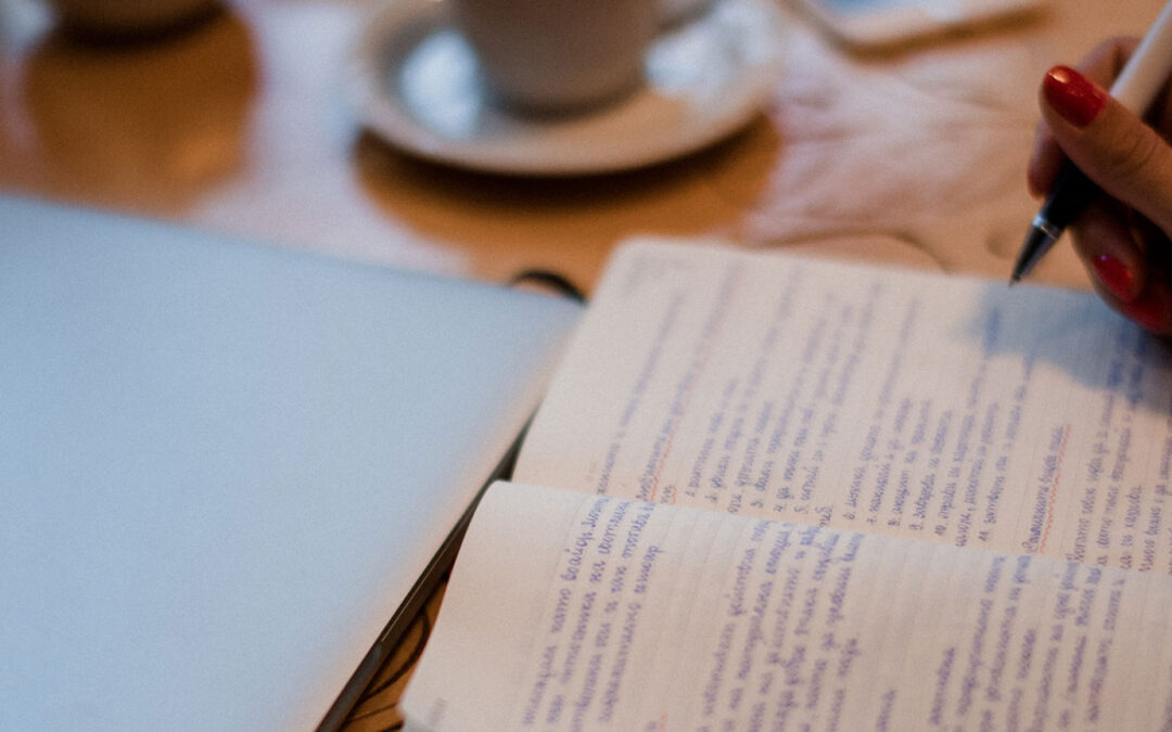 How to Write a Memoir People Want to Read: 8 Tips for Authors